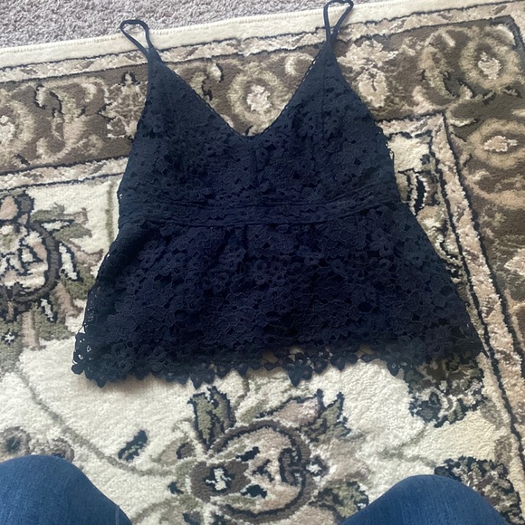 Abercrombie and Fitch lace tank top - Picture 1 of 3